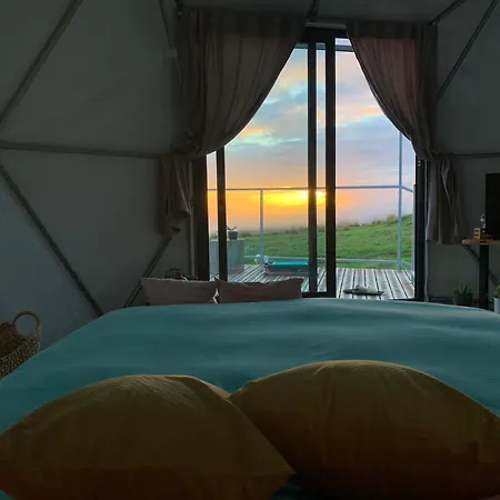 Soul Glamping -luxury -jacuzzi פראזרס