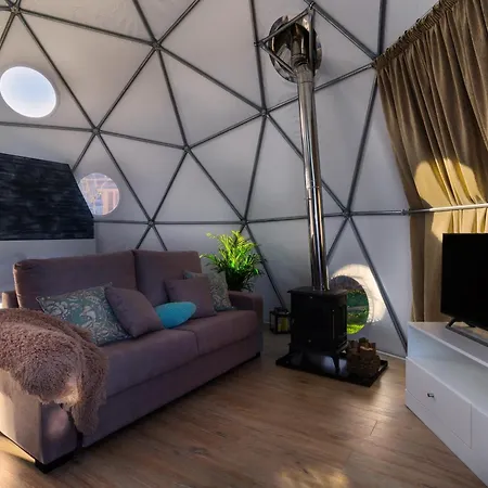 Soul Glamping -luxury -jacuzzi אתר קמפינג 4*