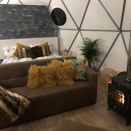 Soul Glamping -luxury -jacuzzi פראזרס